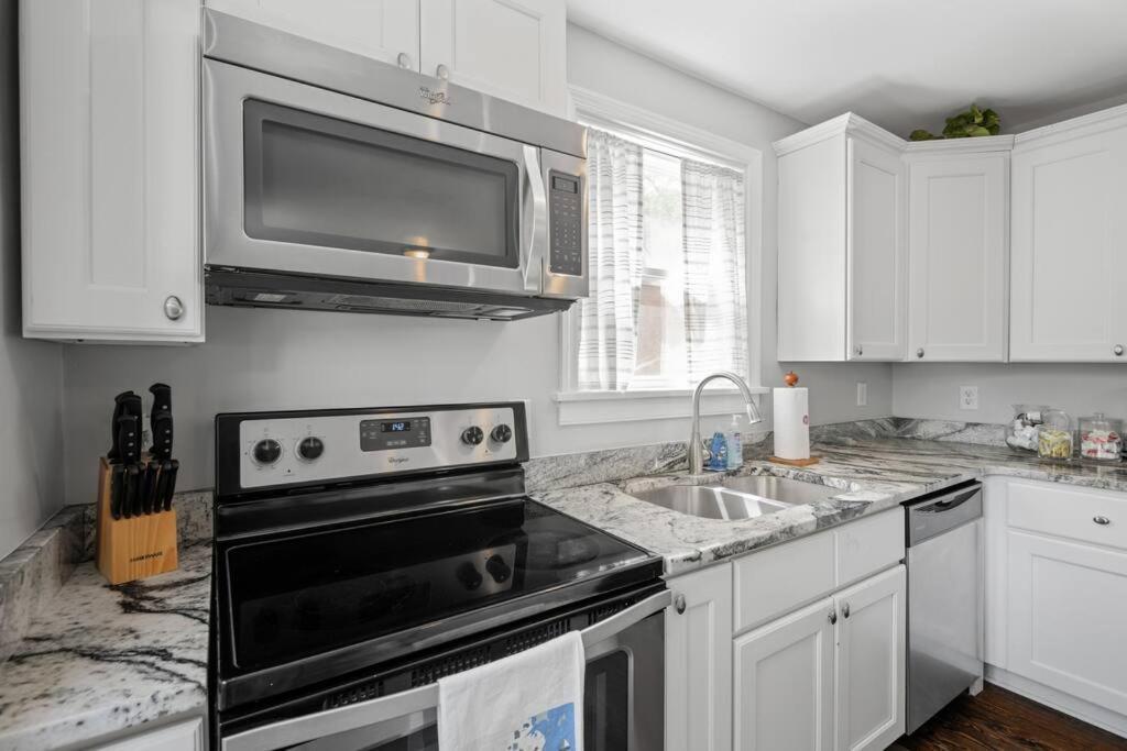 Private House + Yard Central Location To All Rva Richmond Luaran gambar